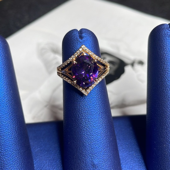 Deep amethyst gold ring - Picture 2 of 6